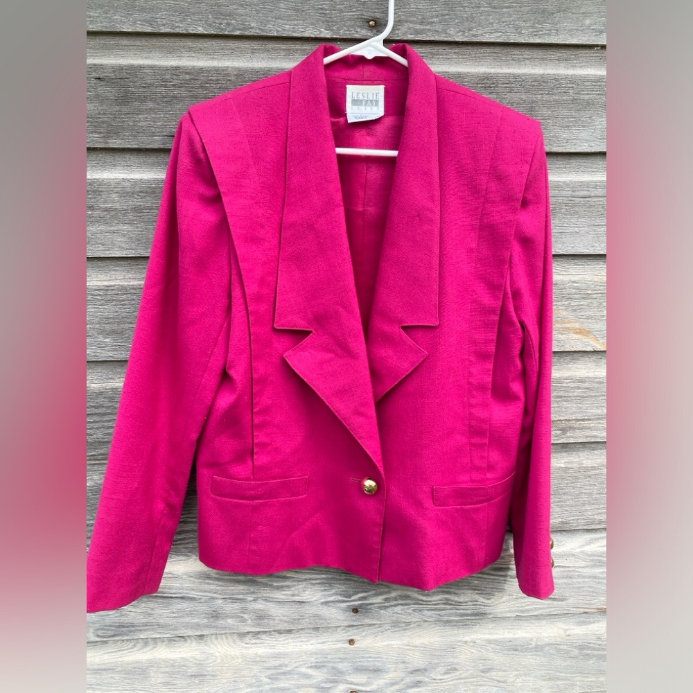 Stunning vintage hot pink women’s blazer size 12